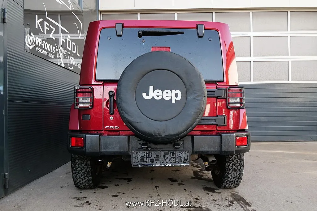 Jeep Wrangler Unlimited Sahara 2,8 CRD Aut. Image 3