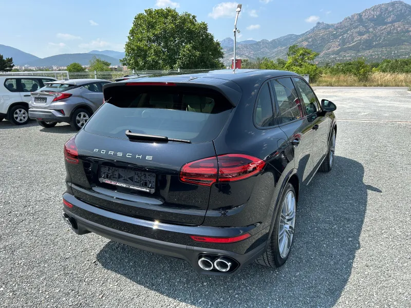 Porsche Cayenne (KATO НОВА)^(PLATINIUM EDITION) Image 6